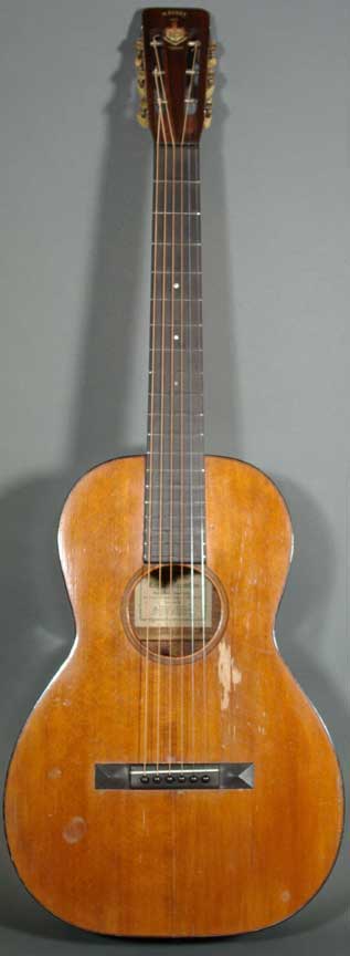 M. Nunes Hawaiian Guitar – c.1917